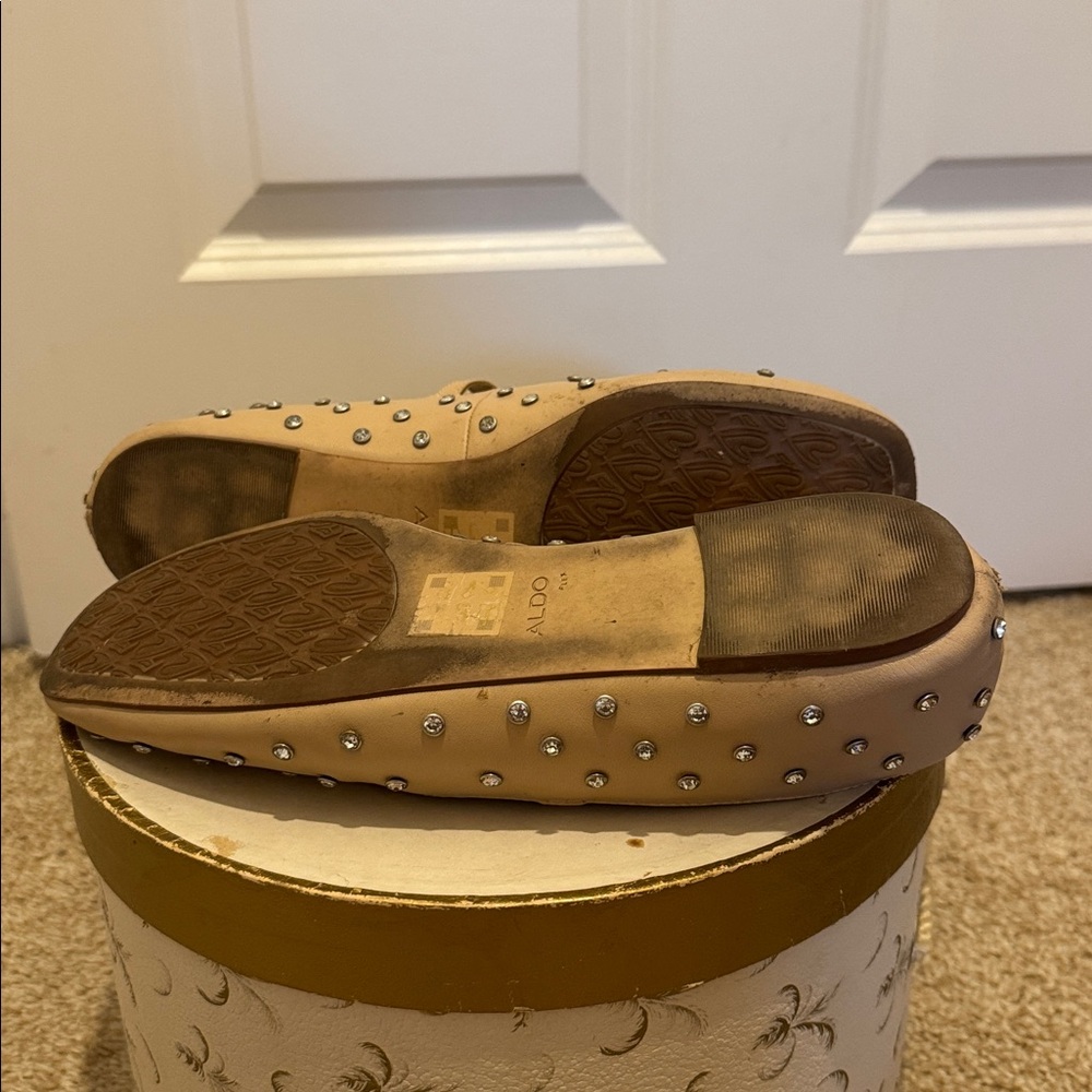 Aldo beige and sparkly stud ballet flat - Picture 6 of 6